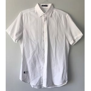 White button up short sleeve shirt